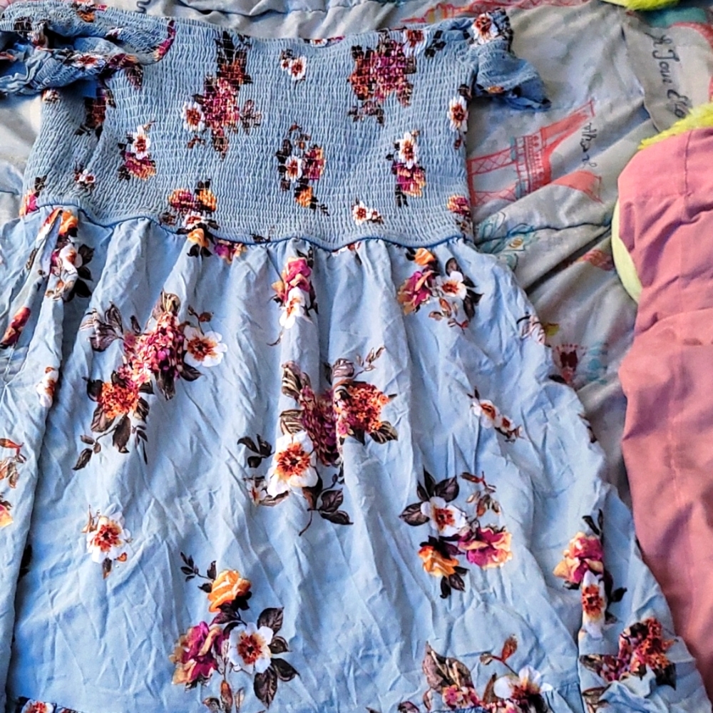 Light blue flower dress size is extra large